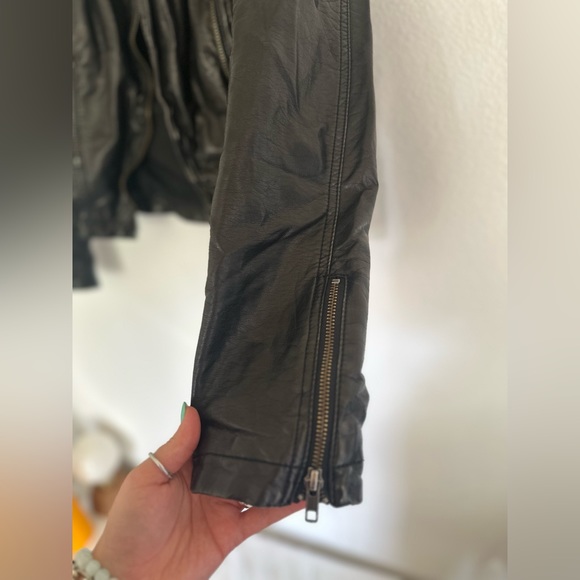 Black Free People leather jacket - Picture 3 of 6